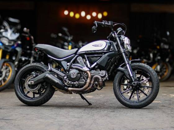 DUCATI SCRAMBLER ICON 